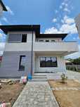 Casa noua lux la 5 minute de Spitalul Județean