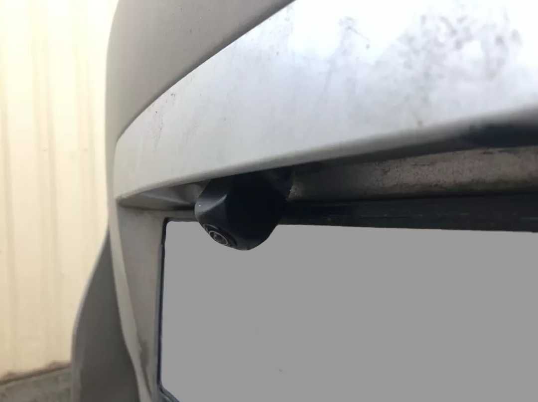 Универсална камера за задно предно виждане VW AUDI BMW Mercedes и др.