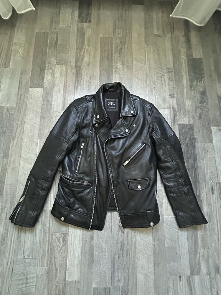 Geaca biker ZARA barbateasca piele naturala, marime S, impecabila