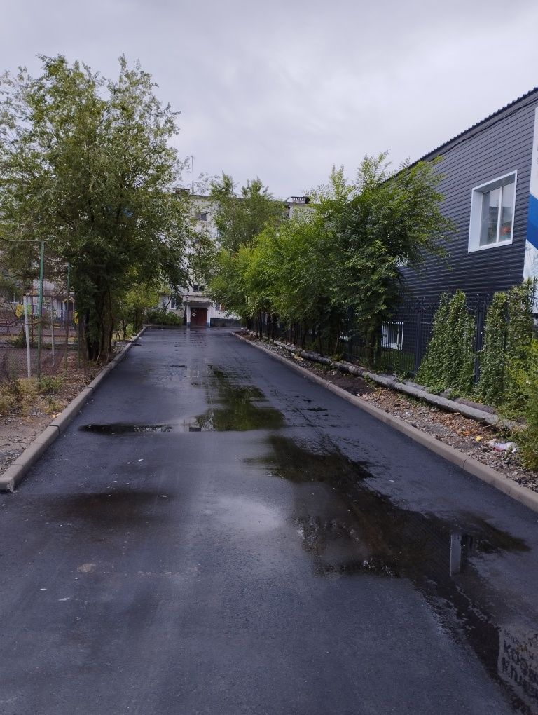 Продам 2 комнатную квартиру в центре