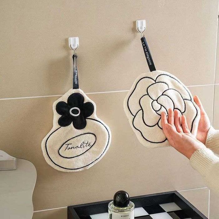 Текстиль для кухни, фартуки, прихватки, полотенца