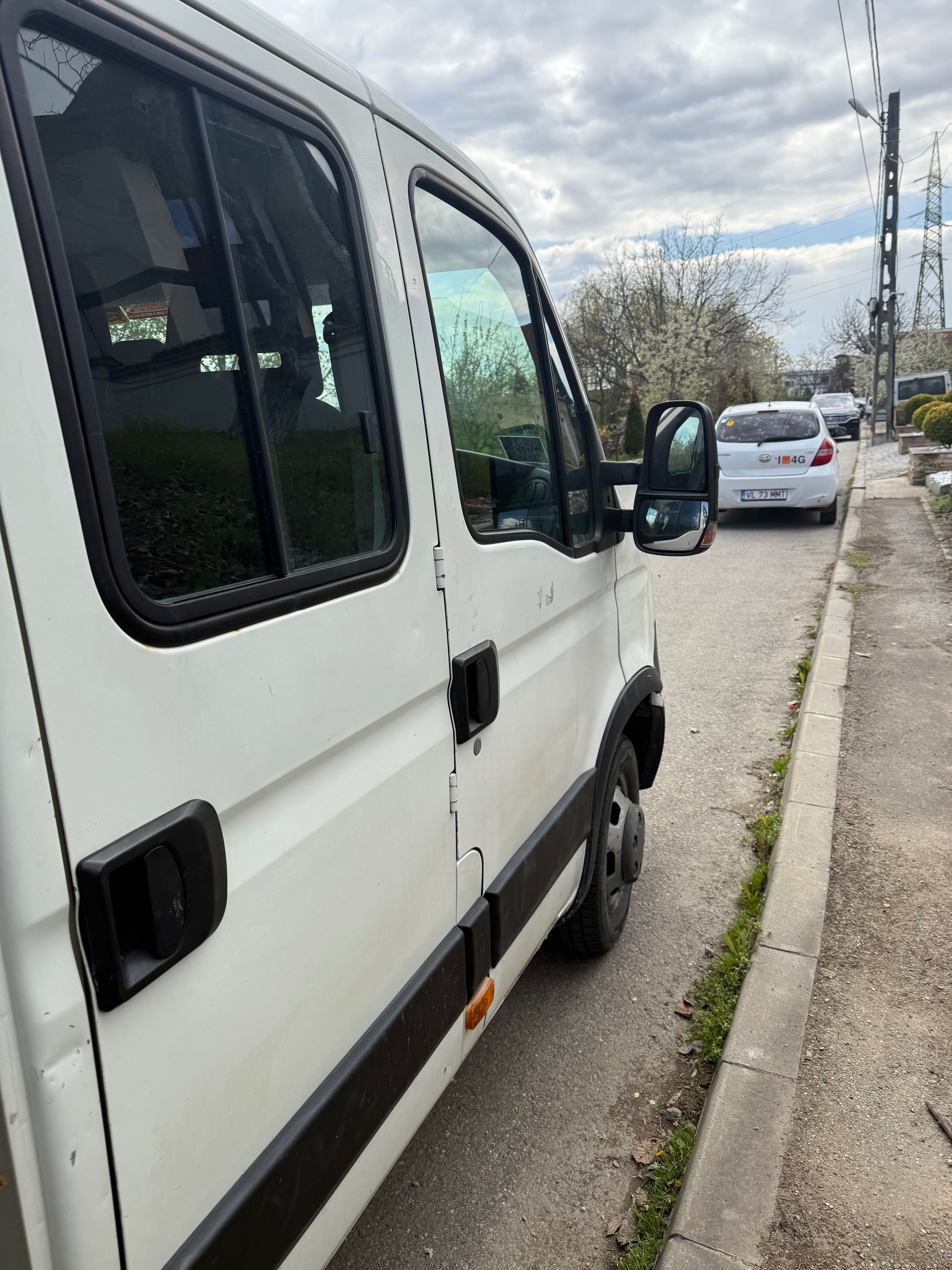 Iveco basculabil 7 locuri 2012