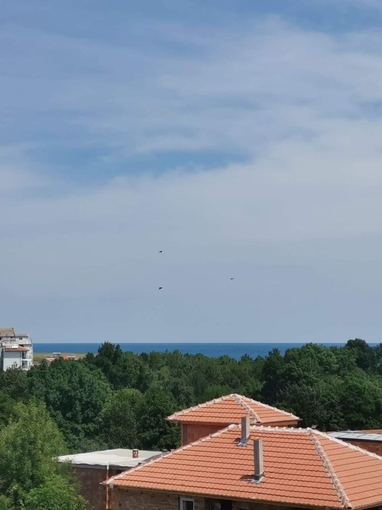 Продава се Тристаен апартамент в Царево - 68 кв.м за 45 €/кв.м - Снимка #2