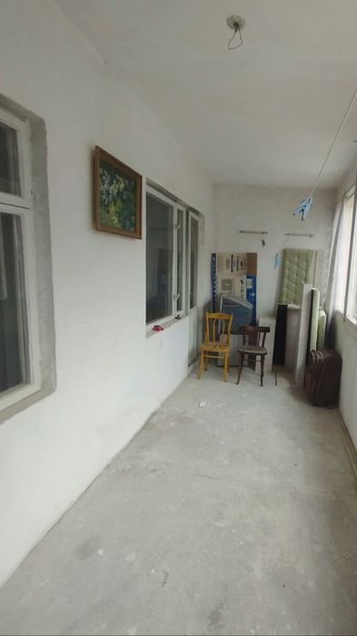 Юнусабад 18 2/2/5 балкон 2х6м раздельная