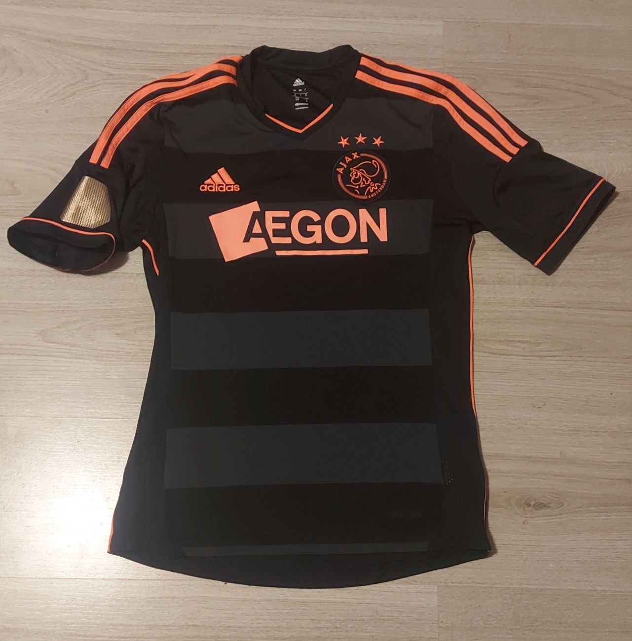Adidas Ajax тениска S размер