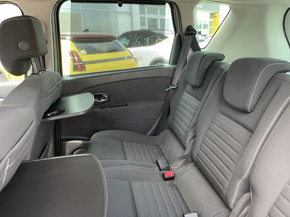 Renault Scenic  3  Af. 2015  Benzina 115 CP