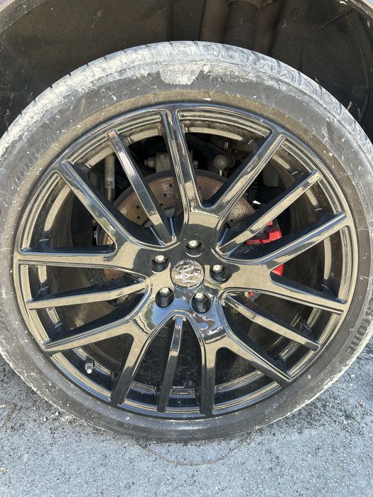 Джанти и гуми за Мазерати Леванте