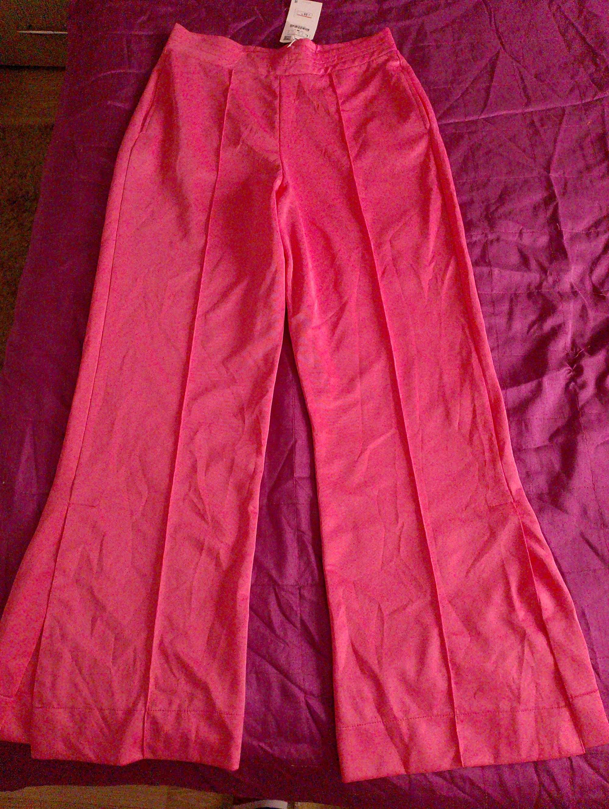 Pantaloni  noi cu eticheta subțiri Zara
