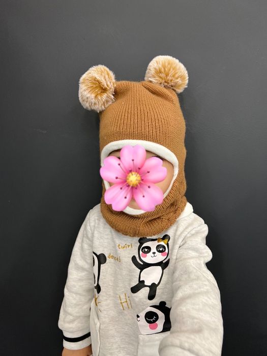 Продам детские шапки новые