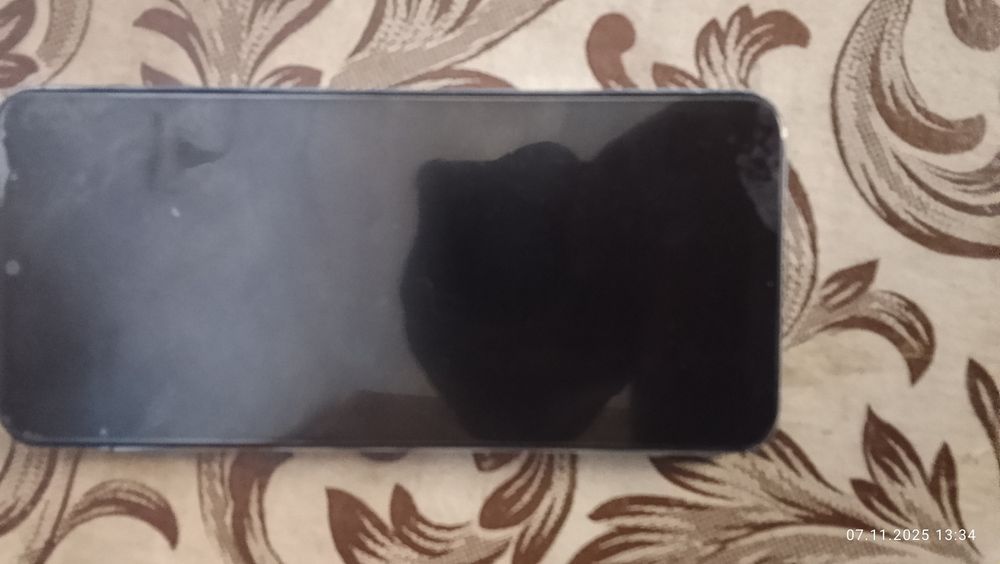 Продам телефон оппо а17