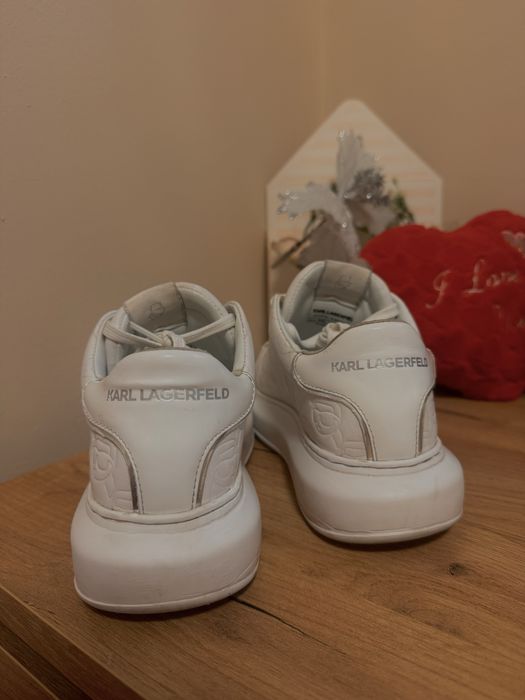 Бели сникърси Karl Lagerfeld