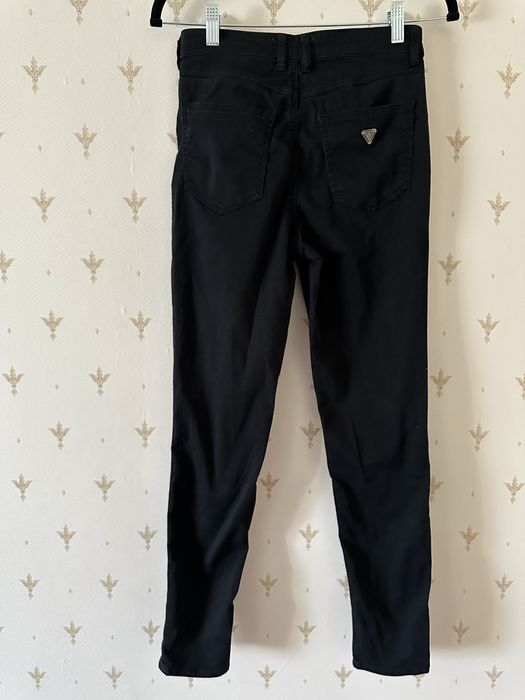 Blugi Guess elastici