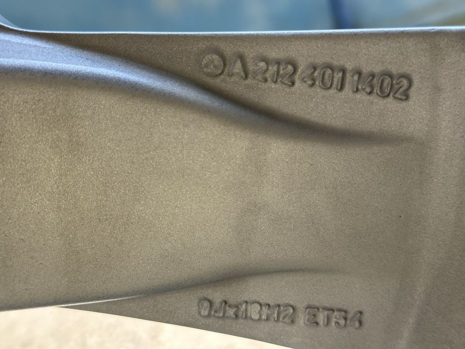 Jante originale mercedes-Benz w212 r18 in doua dimensiuni