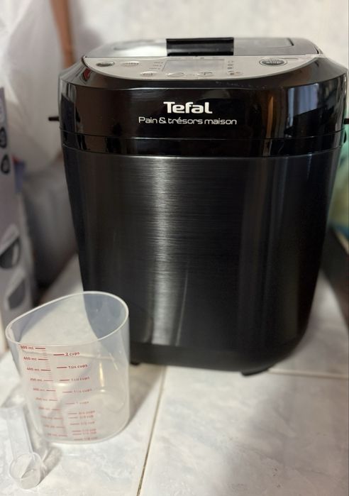 Хлебопекарна TEFAL PF251835 Pain et Tresors Maison