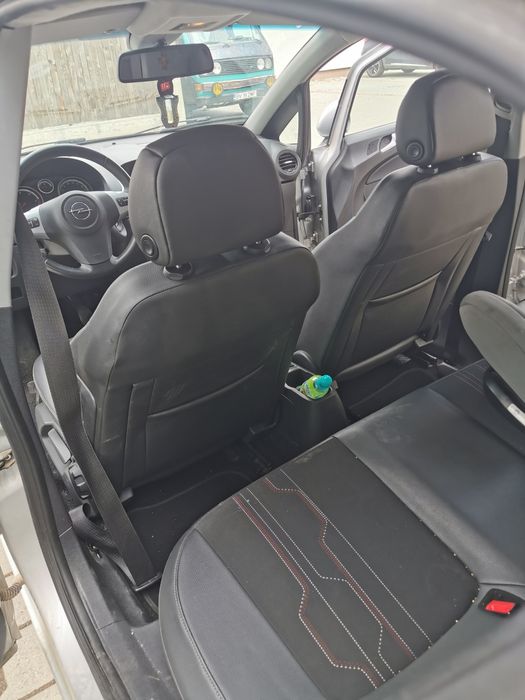Opel Corsa D 2013