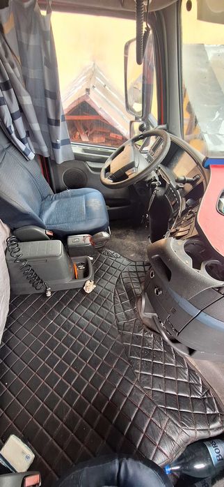 cap tractor VOLVO si semiremorca basculabila aluminiu