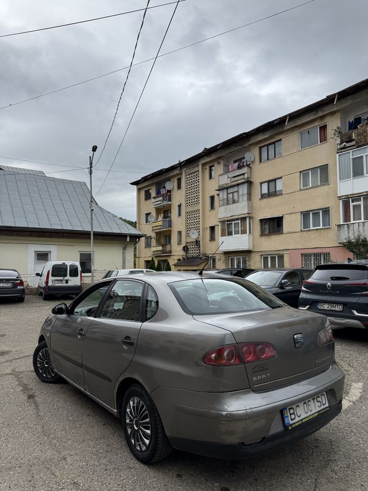 Seat Cordoba - 2.999 lei