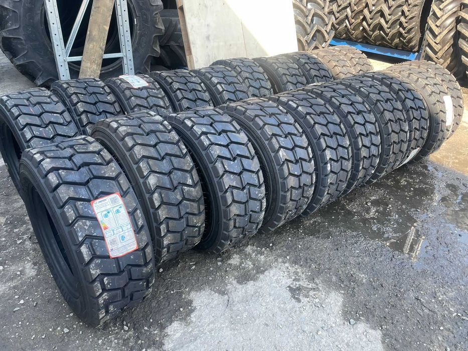 Cauciucuri noi 10-16.5 anvelope made in RUSIA pentru bobcat