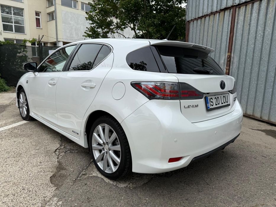 Lexus CT200H F SPORT Hybrid