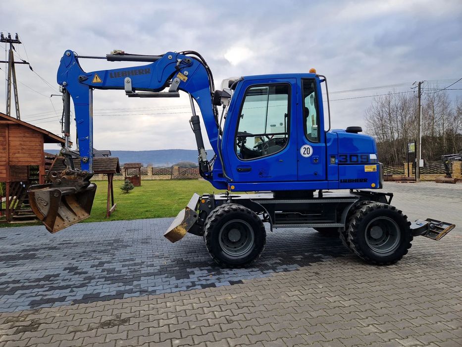 Liebherr 309