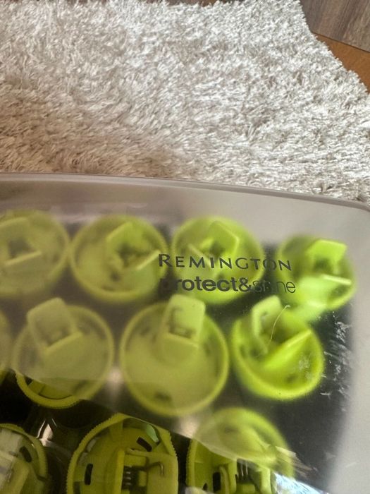 Продавам електрически ролки за коса Remington