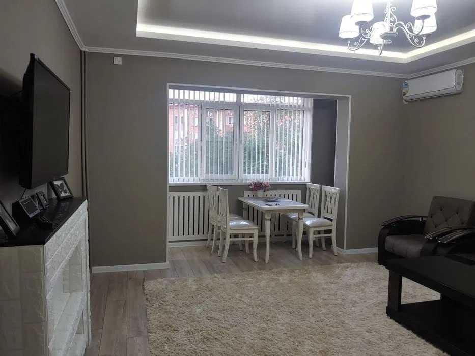 Сдаётся 2ком квартира! Чиланзарский р-н 2-квартл Новза метро