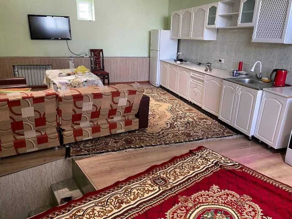 Срочно сдается дом,6 комнат,9 соток. Учтепинский район.