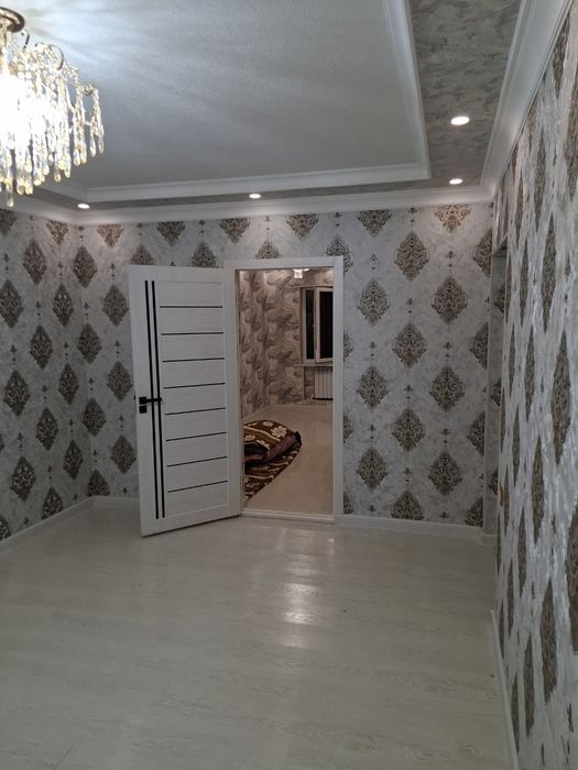 Товоксойда кв сотилади.