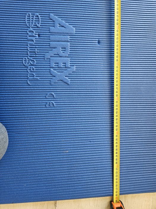 Saltea fitness AIREX 180 cm x 96 cm x 1 cm utilizat