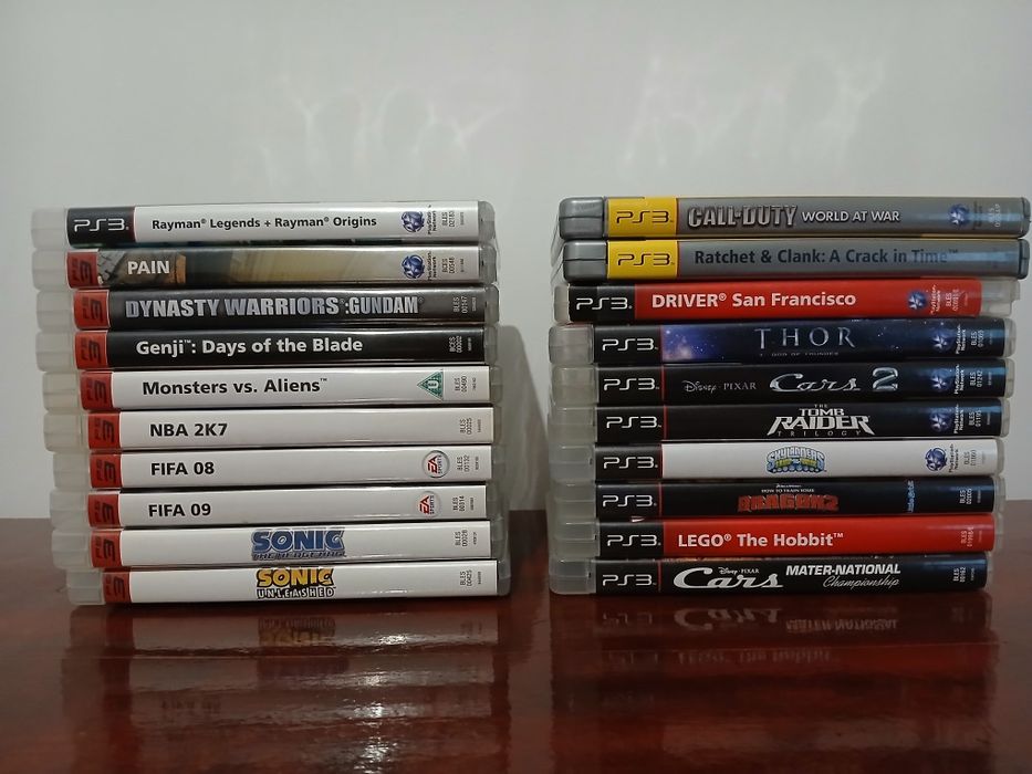 Vând jocuri pentru ps3