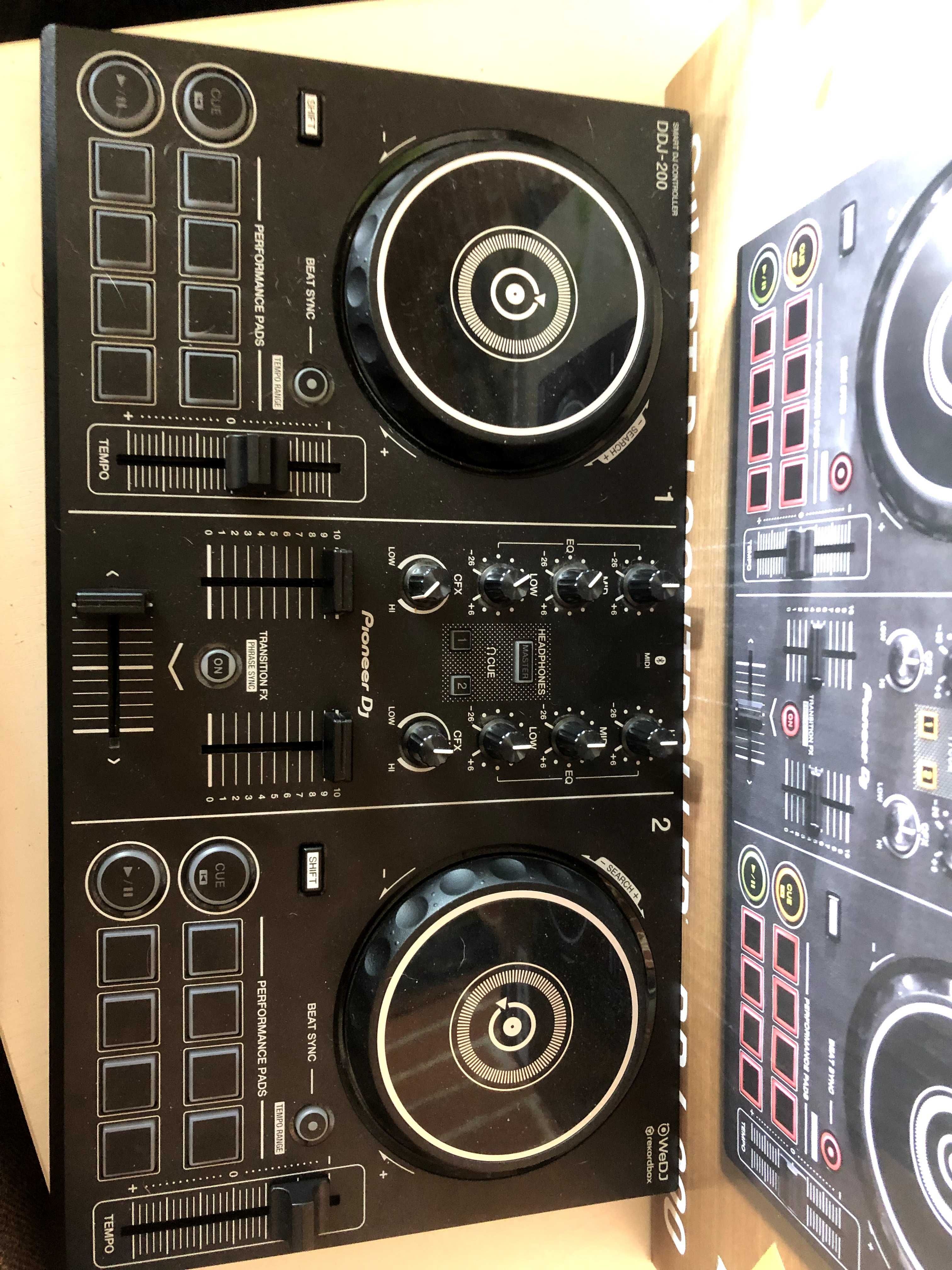 DJ пулт/миксер Pioneer DDJ-200