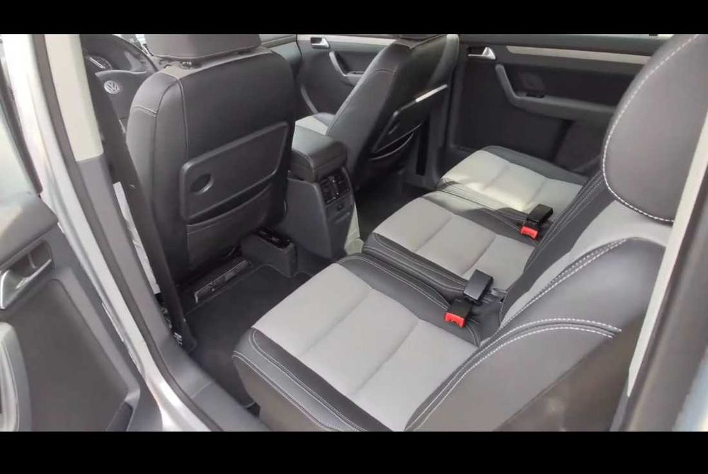 VW Touran   acte valabile 05/2026