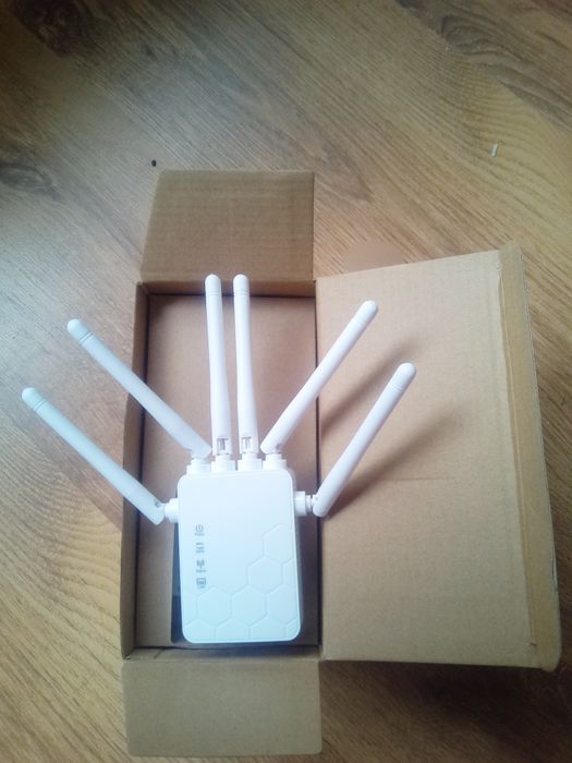 Wi-fi repeater мощен 6 антени -високоскоростен 1200 Mbps 5 Ghz
