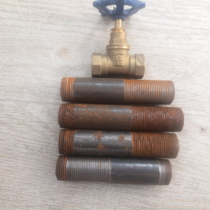 Продам кран буксу,сгоны все за 1400