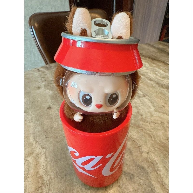 Кукла Labubu в лимитирано кенче Coca-Cola!