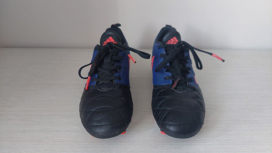 pantofi sport fotbal Adidas marimea 36 ieftin!