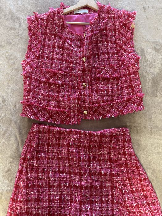 Комплект пола и сако без ръкав