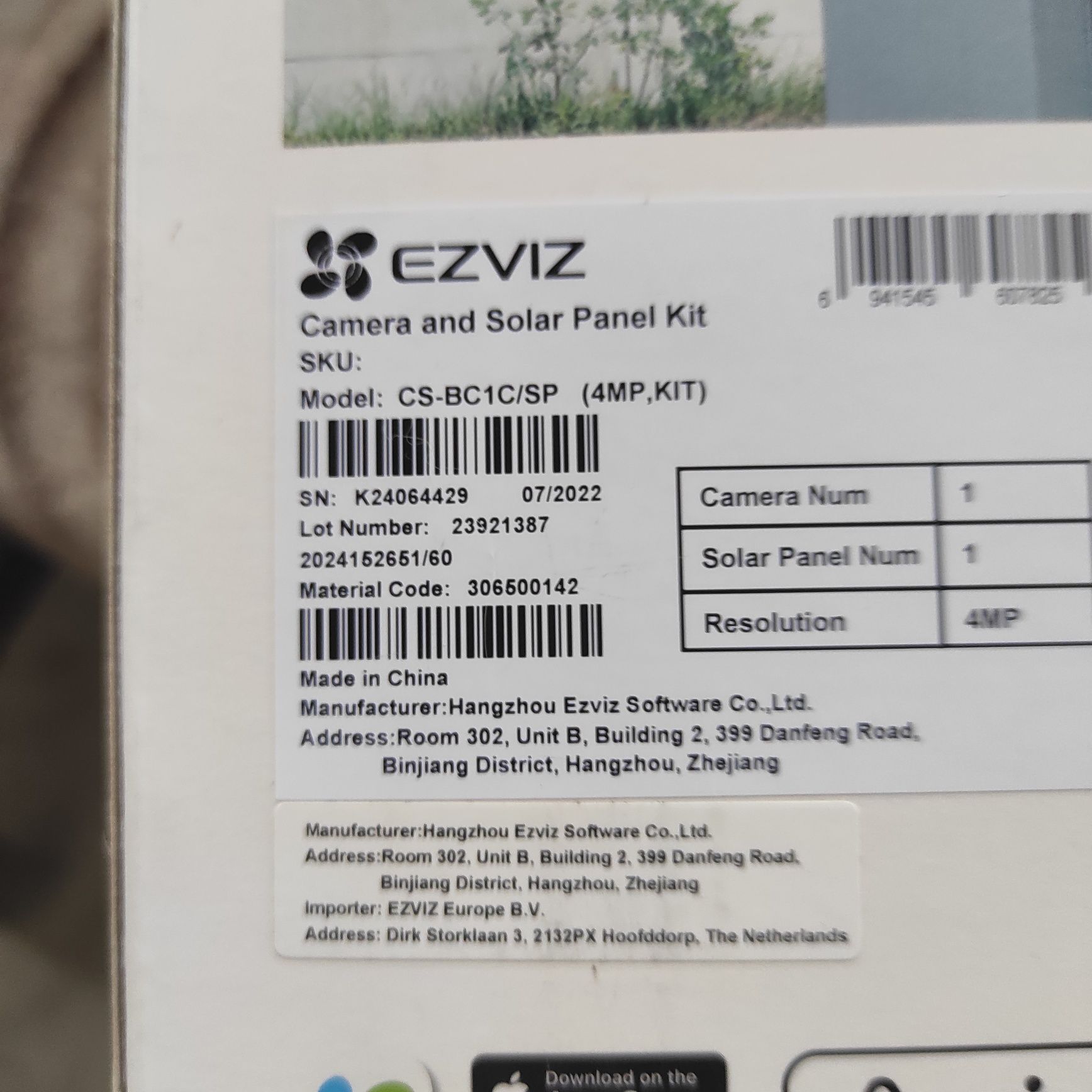 Camera supraveghere cu acumulator si panou solar