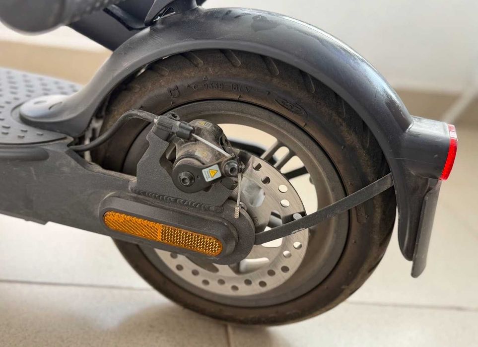 Електрическа тротинетка Xiaomi Mi Electric Scooter Pro 2