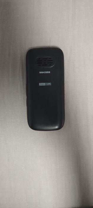MaxCom MM428BB cu baterie noua