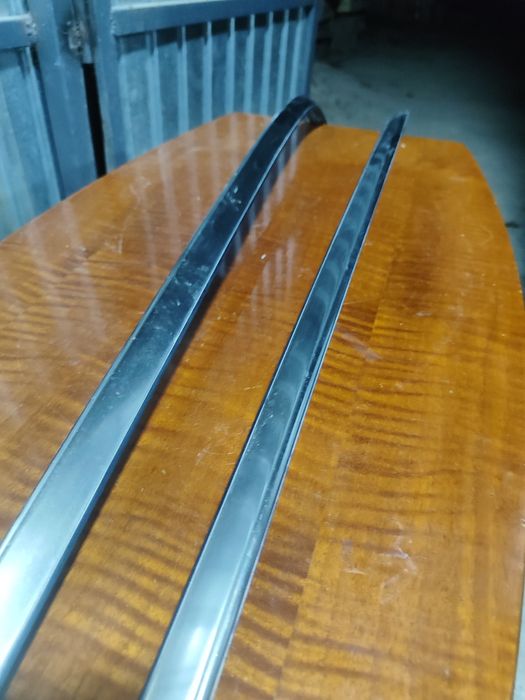 Никелевые накладки на крышу 124 - в идеальном состоянии