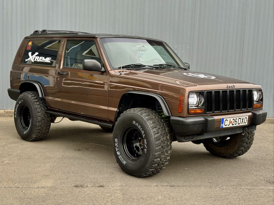 Jeep Cherokee XJ / Sport / 2 usi / 4x4 / Off Road