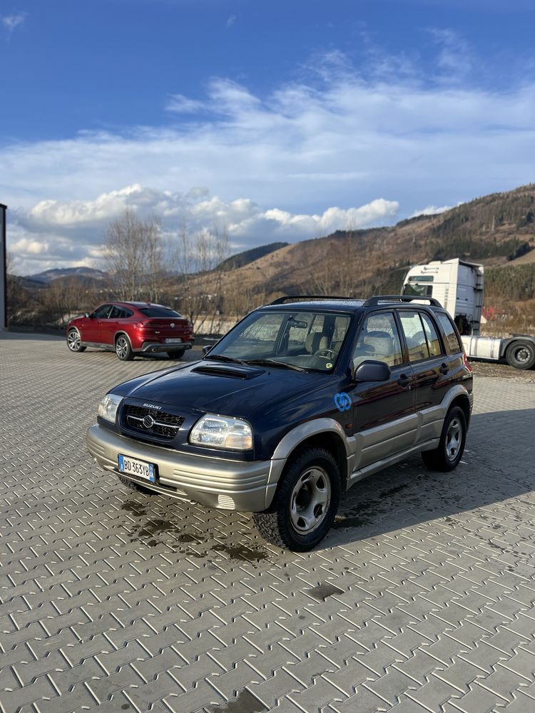 Suzuki Grand Vitara import Italia fără gram de rugină !!