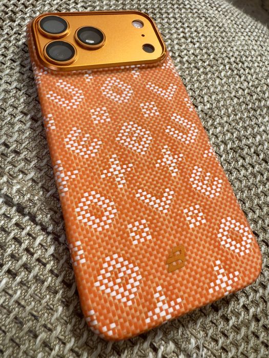 Husa din fibra de carbon  pentru Iphone 17 Pro Max