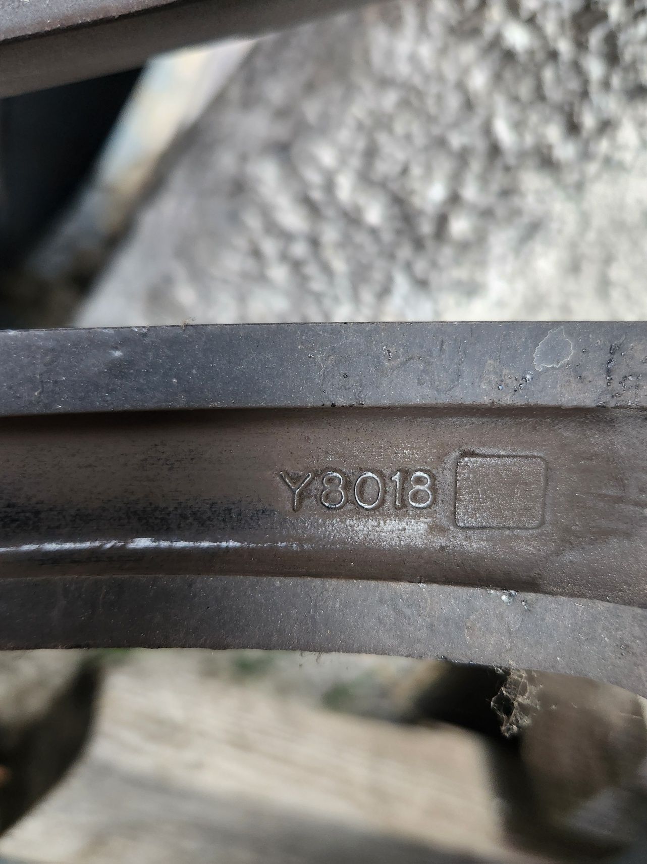 4 броя - Autec Yucon R18 / 5x108