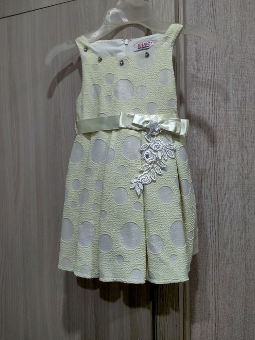 Платье для праздника. Девочки от 2х до 4х лет.