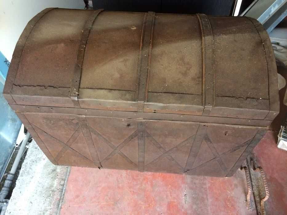 Cufar, lada interbelica, masina de scris americana