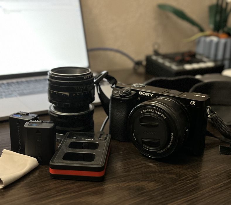 Sony Alpha A6000 комплект