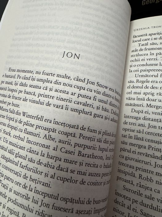 Colectia Urzeala Tronurilor (Game of Thrones)