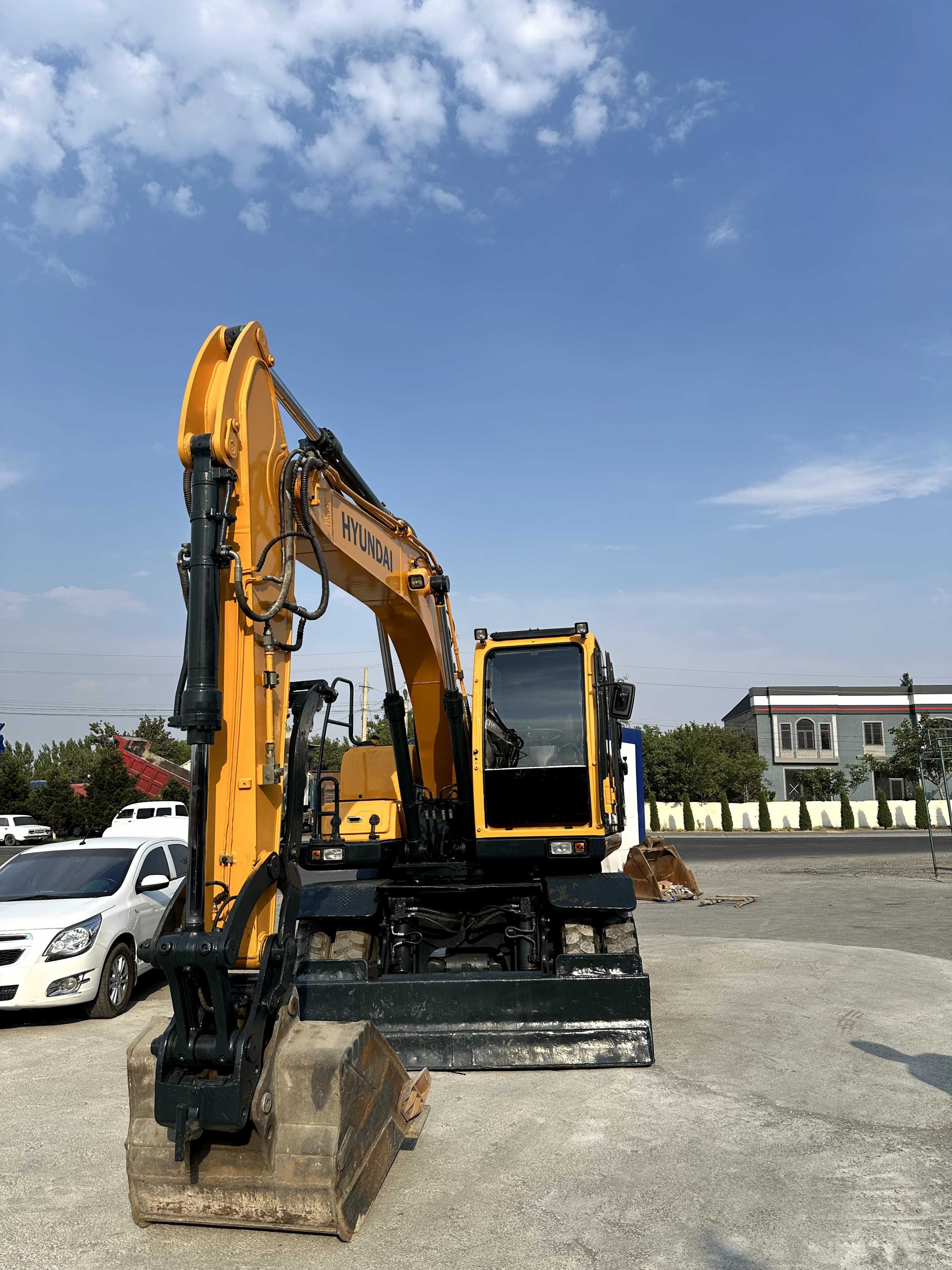 Ekskavator sotiladi Hyundai 140talik